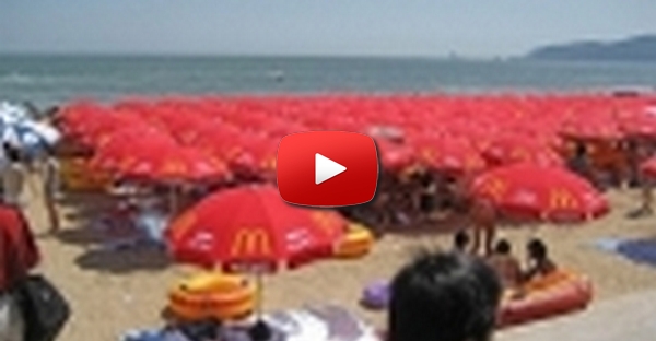 Praia Patrocinada por Mcdonalds